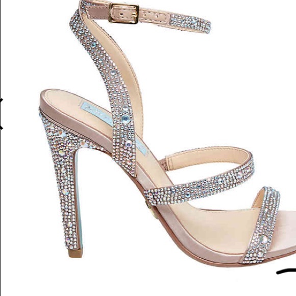 Brand new in box Betsey Johnson heels - Picture 7 of 8